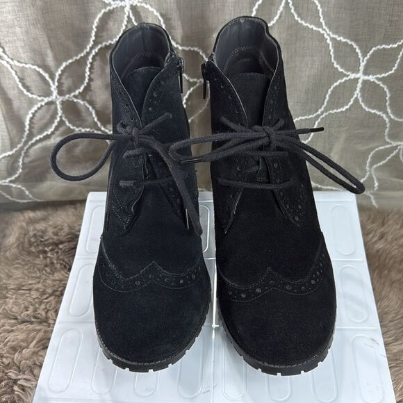 (E2) Aerosoles Vintage Sleep In Black Suede Ankle Boots with Side Zip Sz 9.5 US - Picture 2 of 12